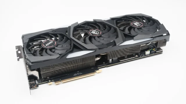 Placa de vídeo MSI GeForce RTX 2080 vista fora do computador