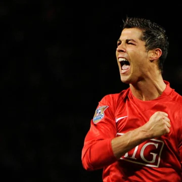 Cristiano Ronaldo supera Messi em votação da Super Bola de Ouro; entenda