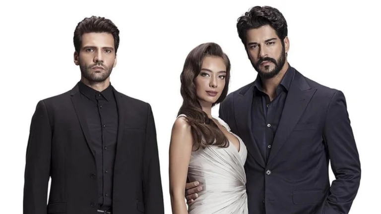 Emir, Nihan e Kemal em retrato de divulgação de Amor Sem Fim