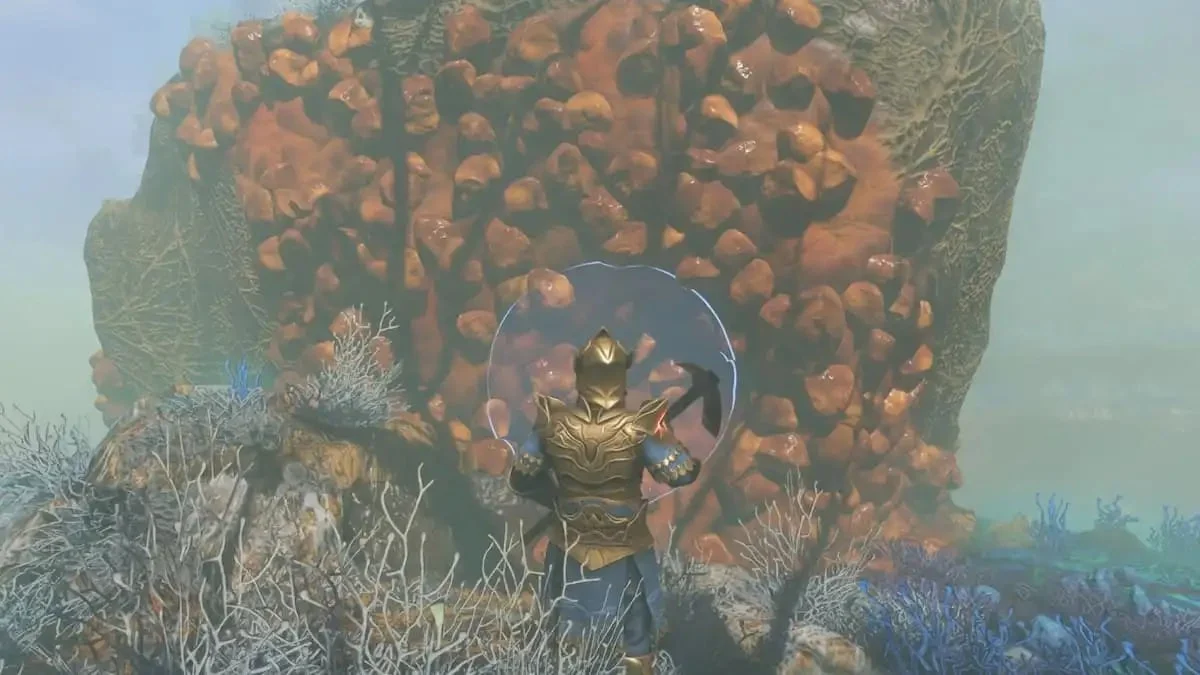 Personagem de Enshrouded minerando um grande depósito de âmbar alaranjado em uma parede rochosa