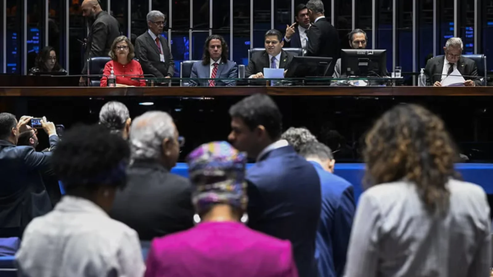 Fim da escala 6x1 aprovado: votos e quando começa a valer