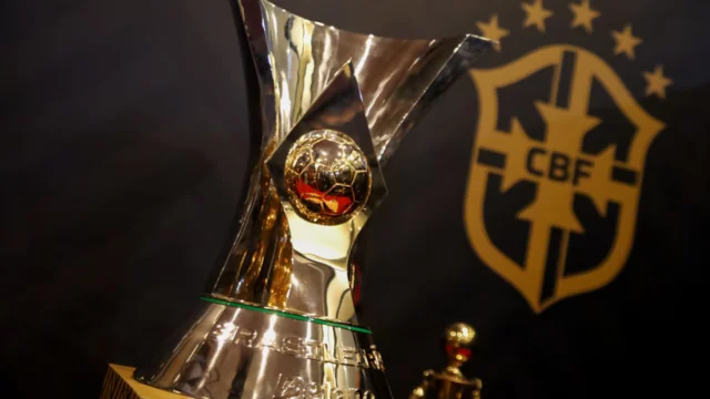 Futebol ao vivo: jogos de hoje e onde assistir grátis e online
