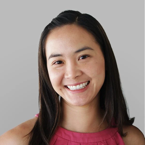 Retrato oficial de Helen Chiang, ex-diretora de operações do Xbox