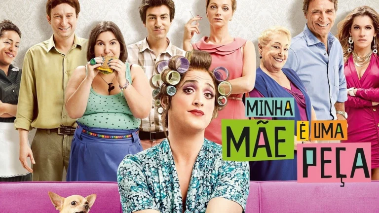 Paulo Gustavo como Dona Hermínia ao lado do elenco de Minha Mãe É uma Peça