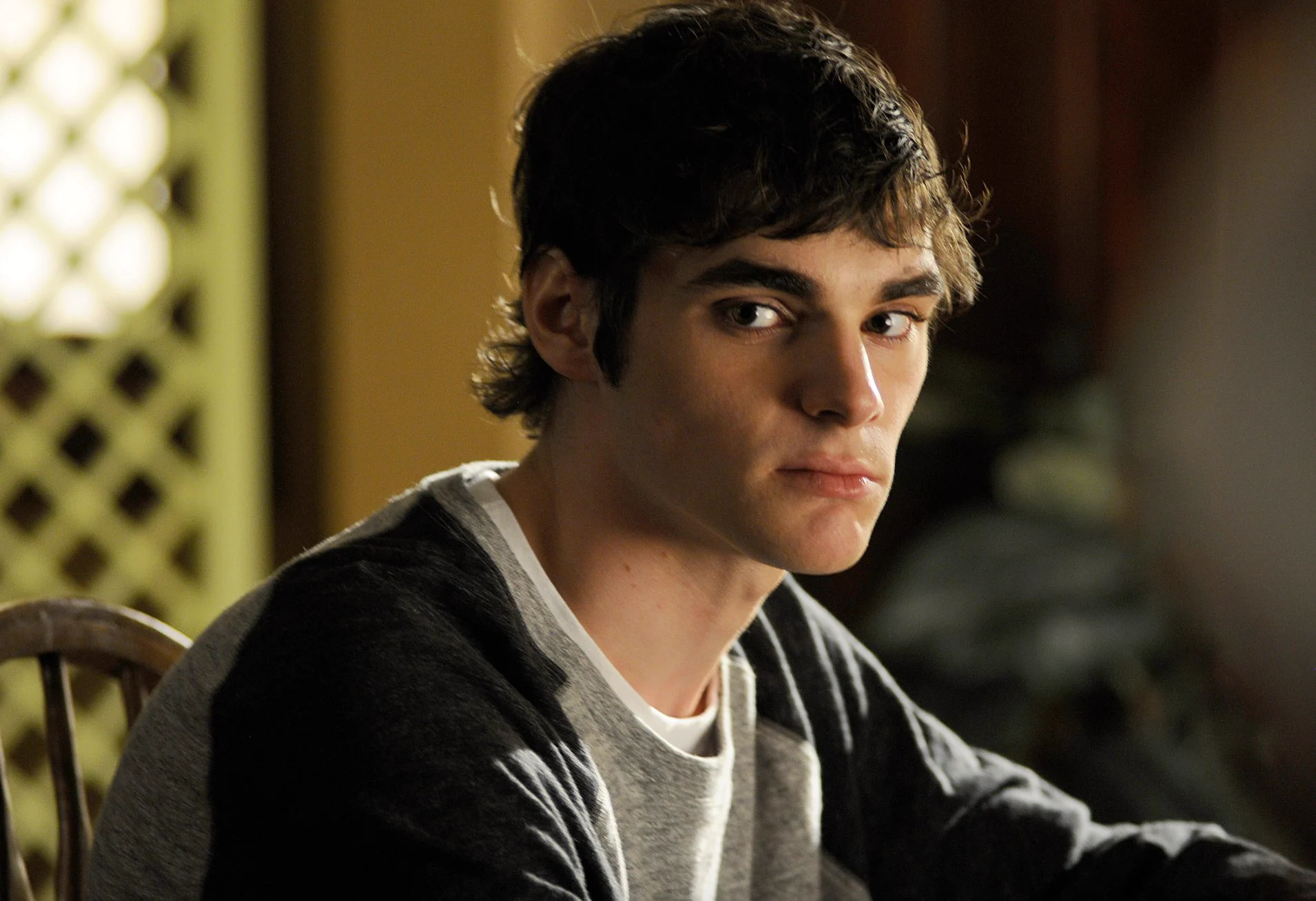 morre rj mitte ator que interpretou filho de walter white 3
