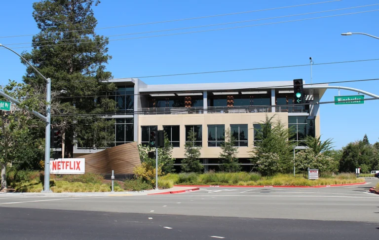 Sede corporativa da Netflix em Los Gatos, Califórnia