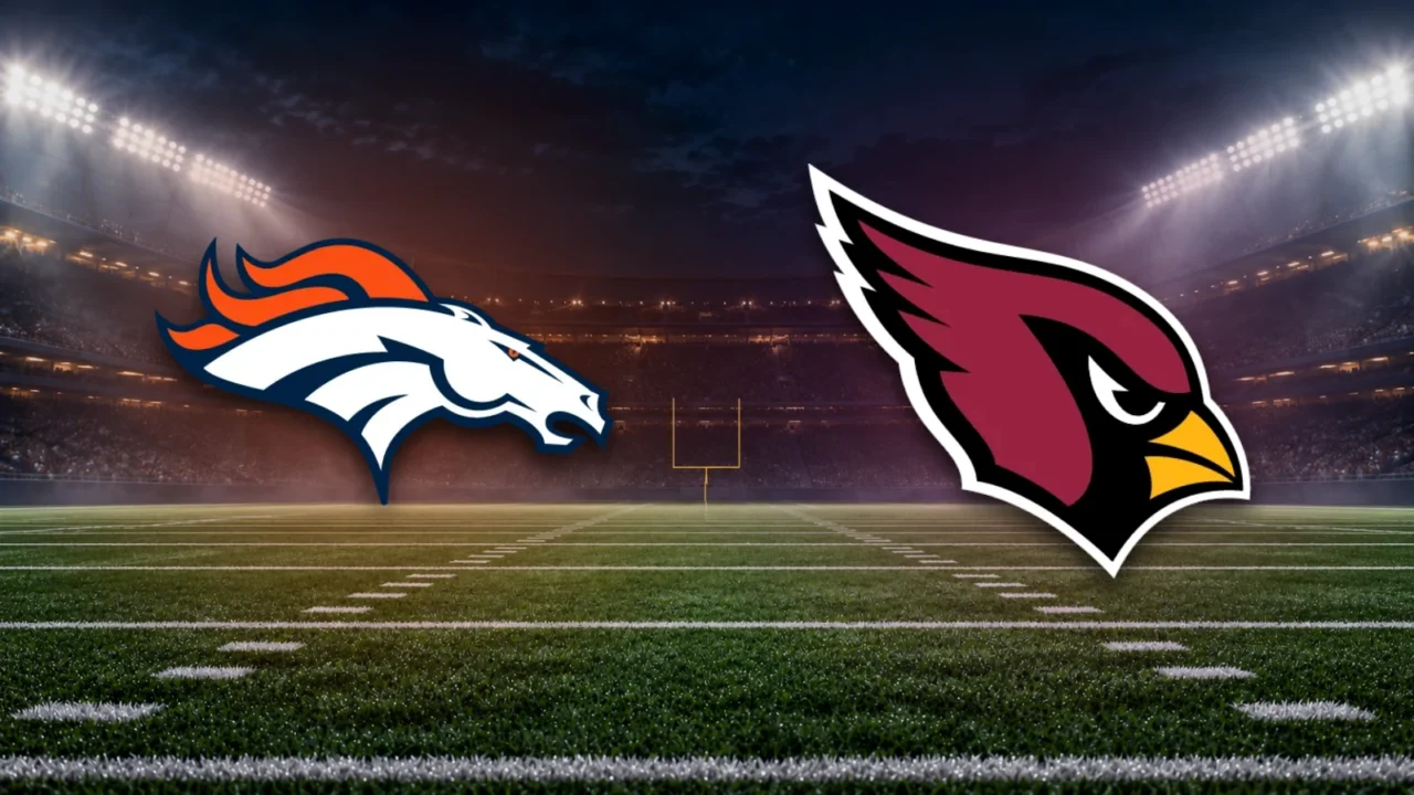 Emblemas oficiais de Broncos e Cardinals sobre fundo ilustrativo de estádio de futebol americano.