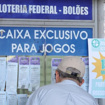 Que horas saem os resultados das loterias? Dias e horários da Caixa