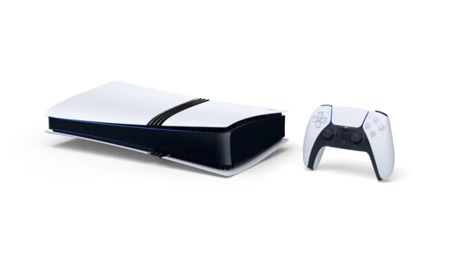 Console PlayStation 5 e controle DualSense em fotografia promocional