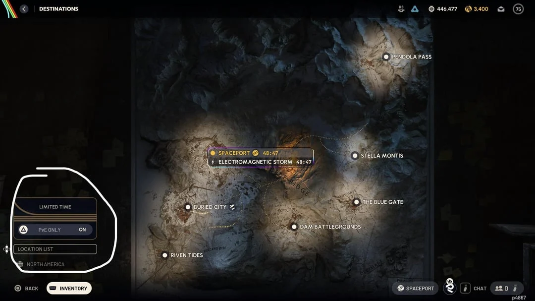 Tela de seleção de destinos de ARC Raiders com o seletor PvE marcado no canto inferior esquerdo.