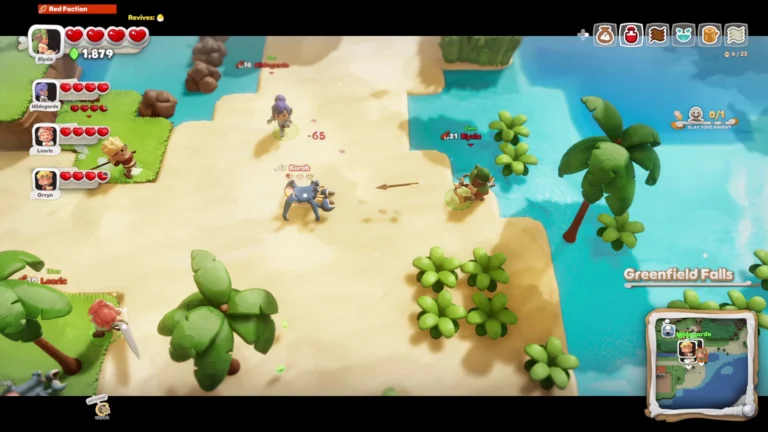 Cavaleiros de Scramble Knights Online exploram uma ilha com palmeiras e enfrentam inimigos