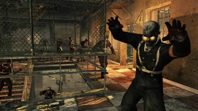 Zumbi de olhos brilhantes avança em uma instalação no modo Zombies de Call of Duty Black Ops