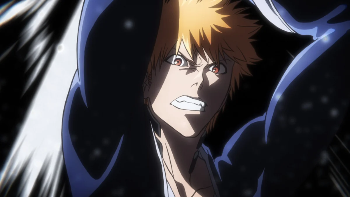 Ichigo Kurosaki de cabelos laranja durante uma luta em Bleach: Thousand-Year Blood War.