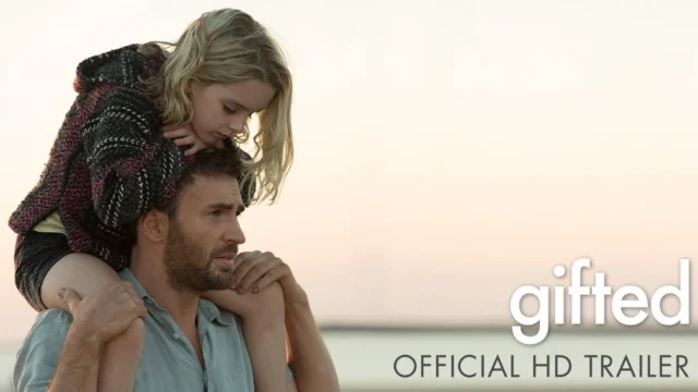 Cena de divulgação de Um Laço de Amor, com Chris Evans e Mckenna Grace