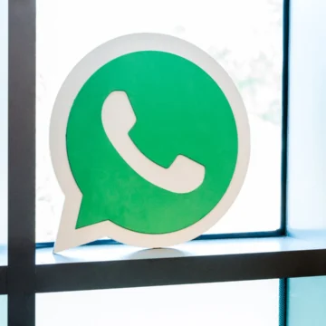 Seu WhatsApp foi banido? Entenda como pedir revisão após falha admitida pela Meta